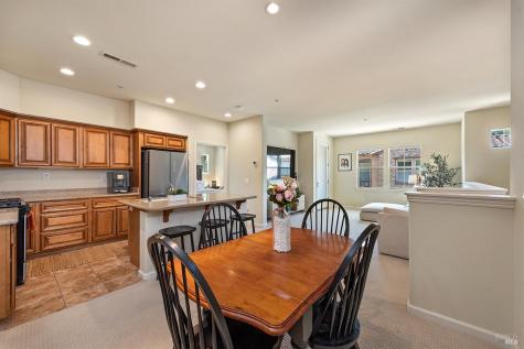 180 Healdsburg Avenue Cloverdale CA 95425