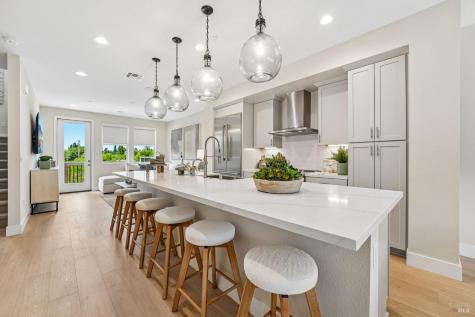 204 Pippin Court Sebastopol CA 95407