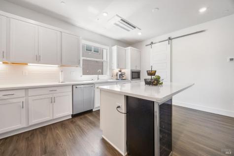 557 Valley Oaks Circle Novato CA 94945
