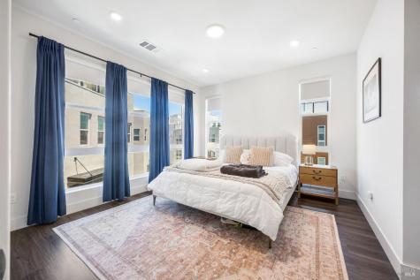 557 Valley Oaks Circle Novato CA 94945
