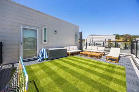 557 Valley Oaks Circle Novato CA 94945