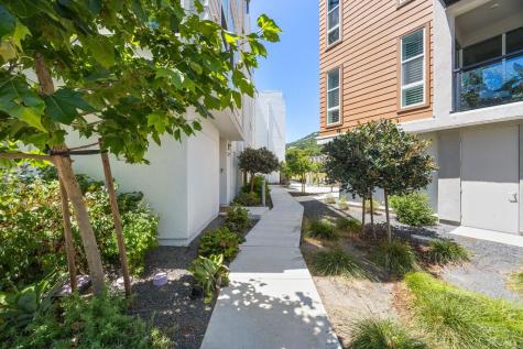 557 Valley Oaks Circle Novato CA 94945