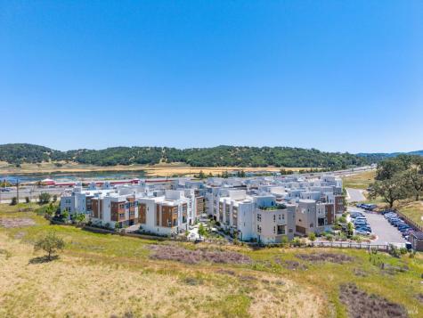 557 Valley Oaks Circle Novato CA 94945