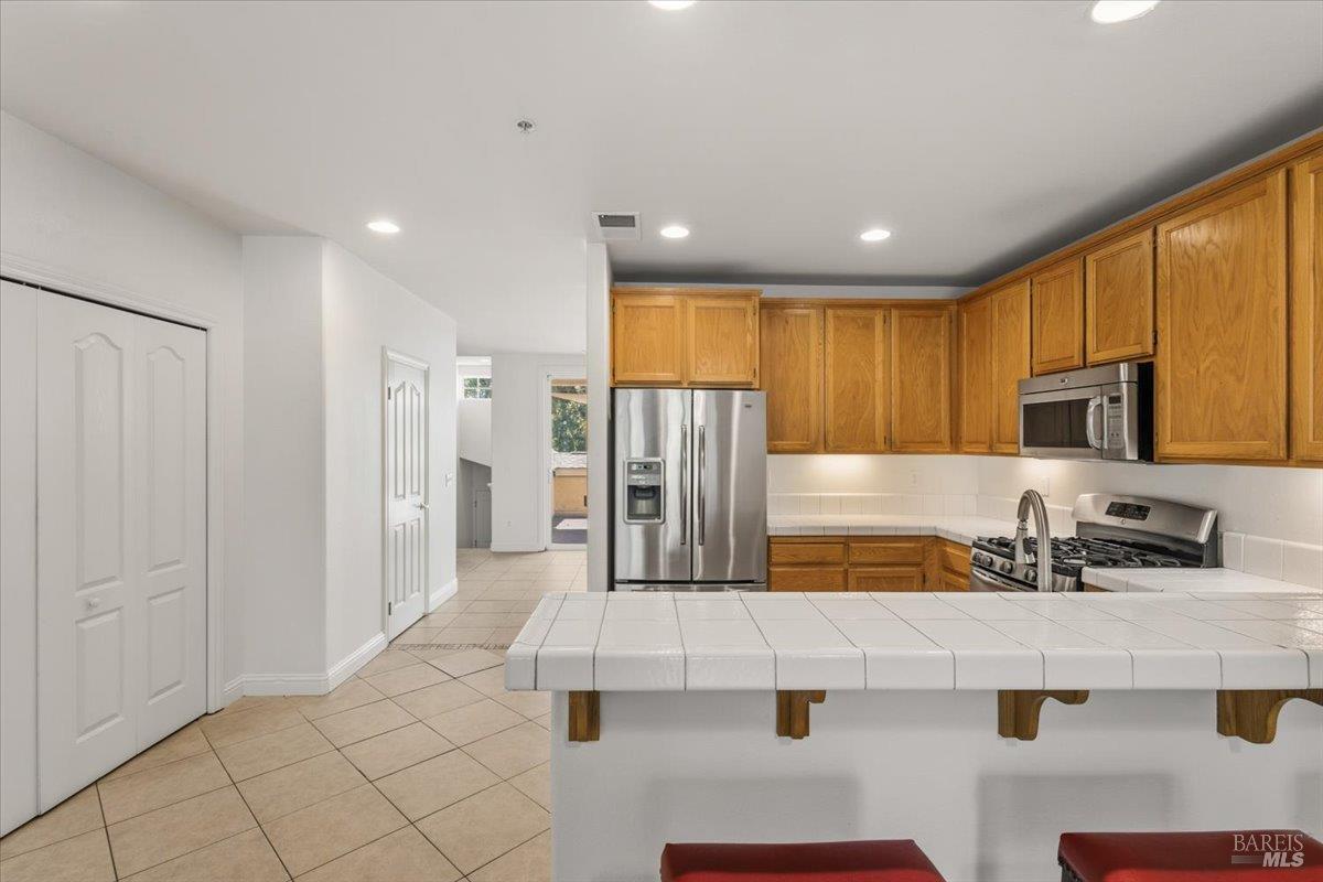 676 Mcclelland Drive Windsor CA 95492