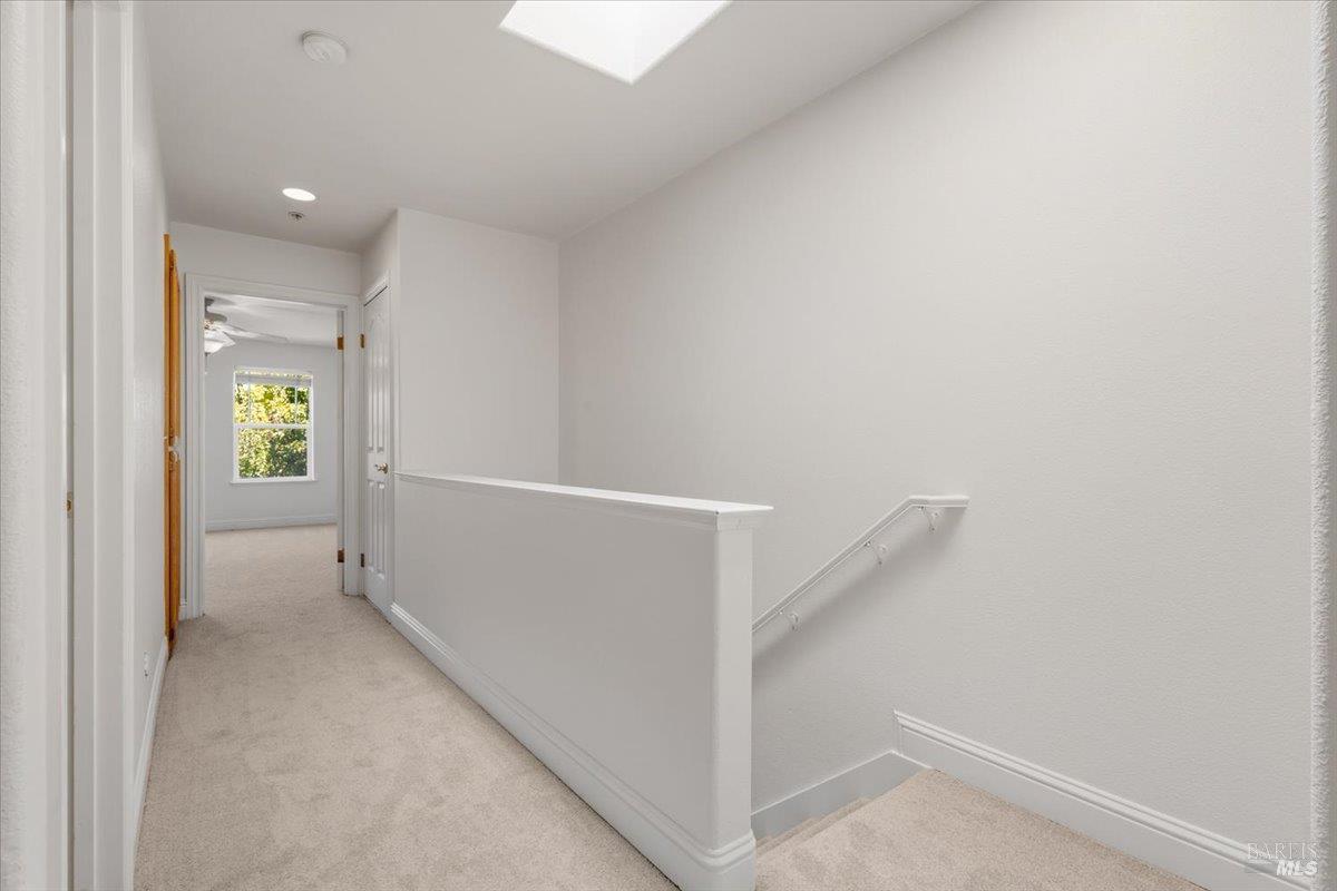 676 Mcclelland Drive Windsor CA 95492
