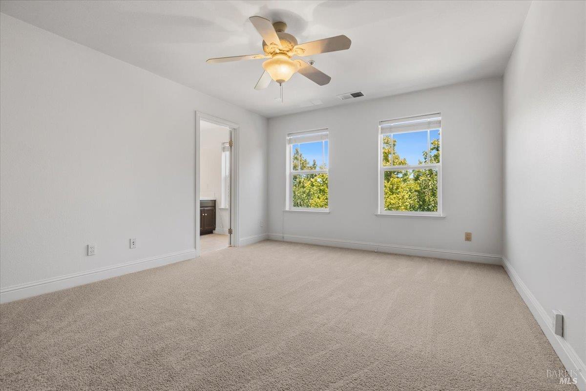 676 Mcclelland Drive Windsor CA 95492