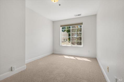 676 Mcclelland Drive Windsor CA 95492