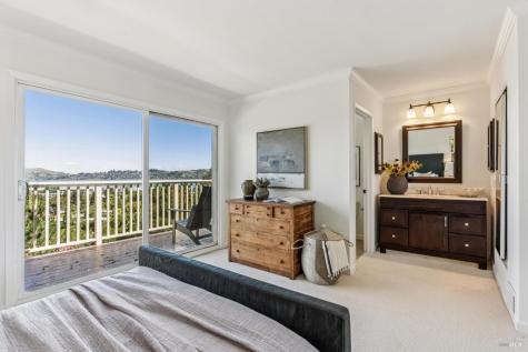 135 Lincoln Drive Sausalito CA 94965