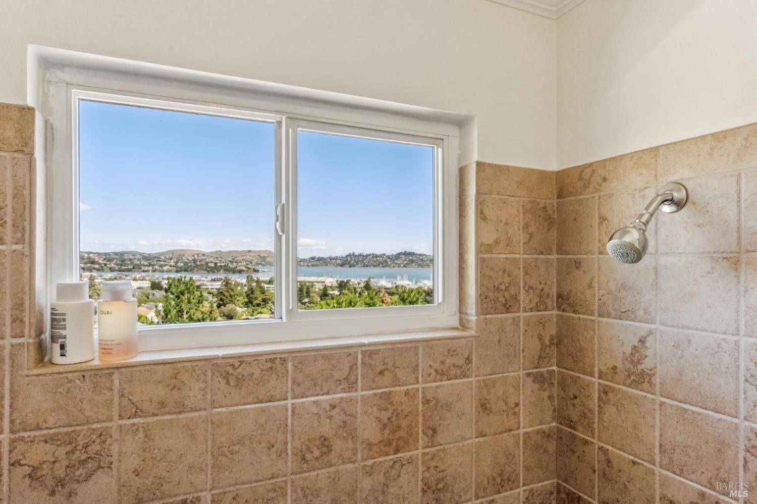 135 Lincoln Drive Sausalito CA 94965