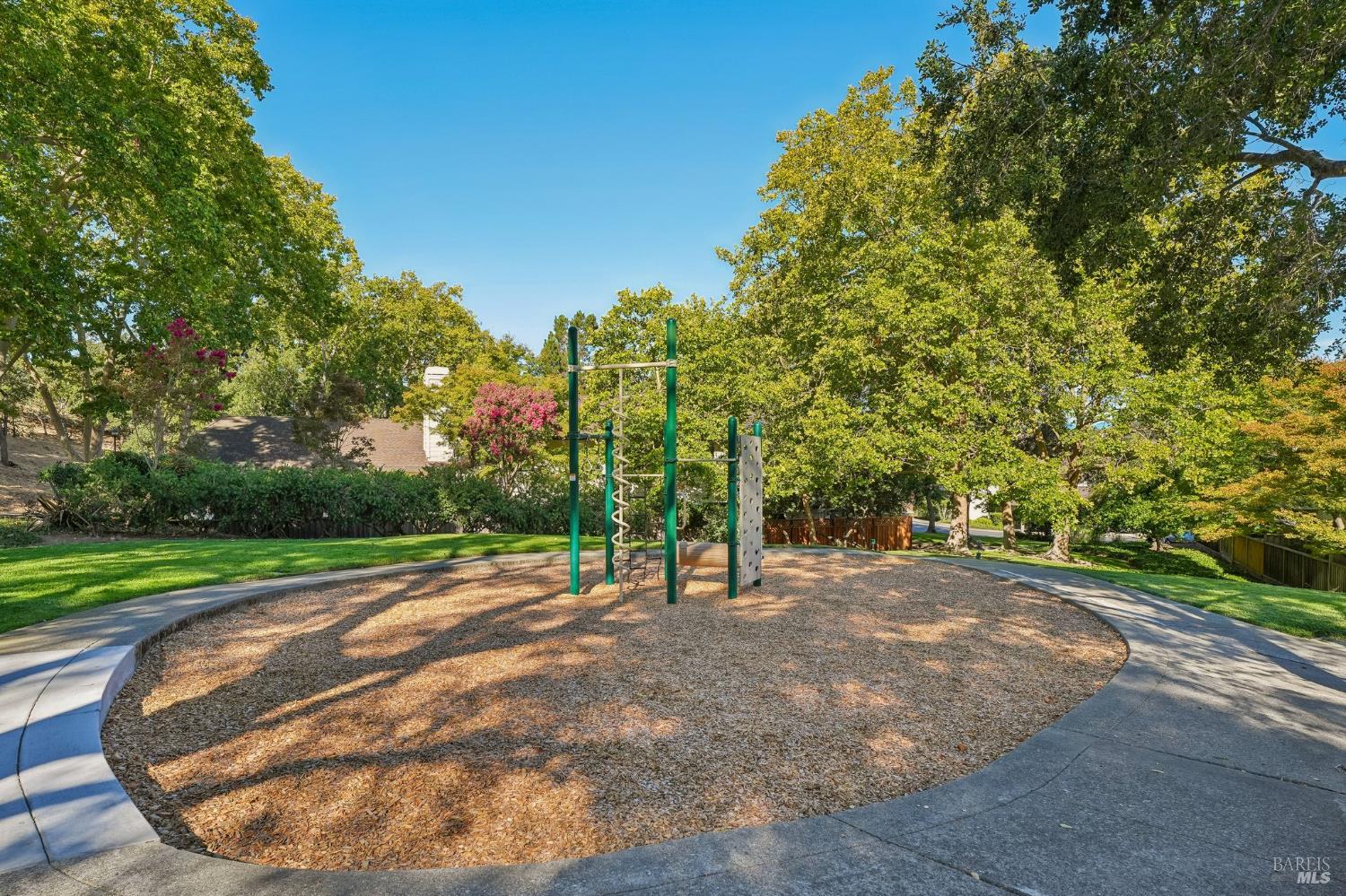 79 Village Circle San Rafael CA 94903