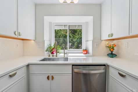 79 Village Circle San Rafael CA 94903