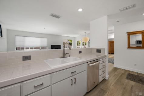 530 Entrada Drive Novato CA 94949