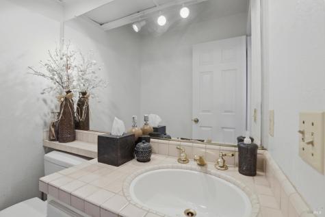 46 Mariners Circle San Rafael CA 94903