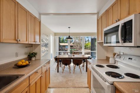96 Forest Lane San Rafael CA 94903