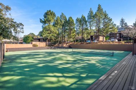 96 Forest Lane San Rafael CA 94903