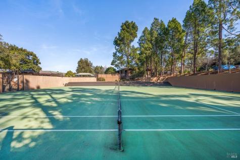 96 Forest Lane San Rafael CA 94903