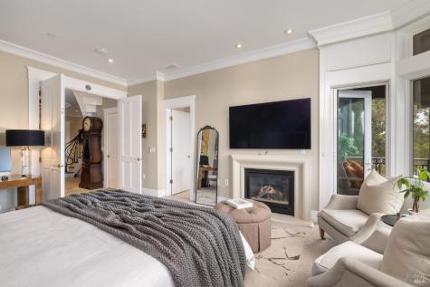 55 De Silva Island Drive Mill Valley CA 94941