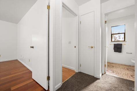 2123 W Steele Lane Santa Rosa CA 95403