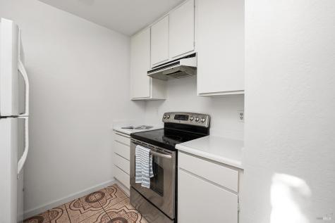 2123 W Steele Lane Santa Rosa CA 95403