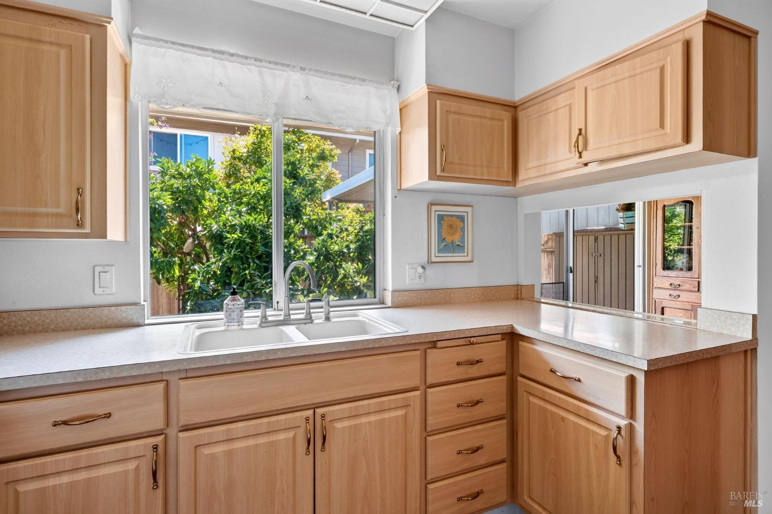1072 Los Gamos Road San Rafael CA 94903