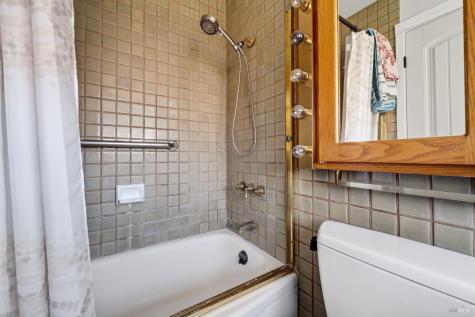 1072 Los Gamos Road San Rafael CA 94903