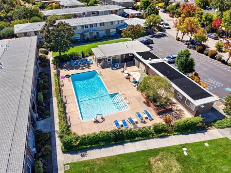 1072 Los Gamos Road San Rafael CA 94903