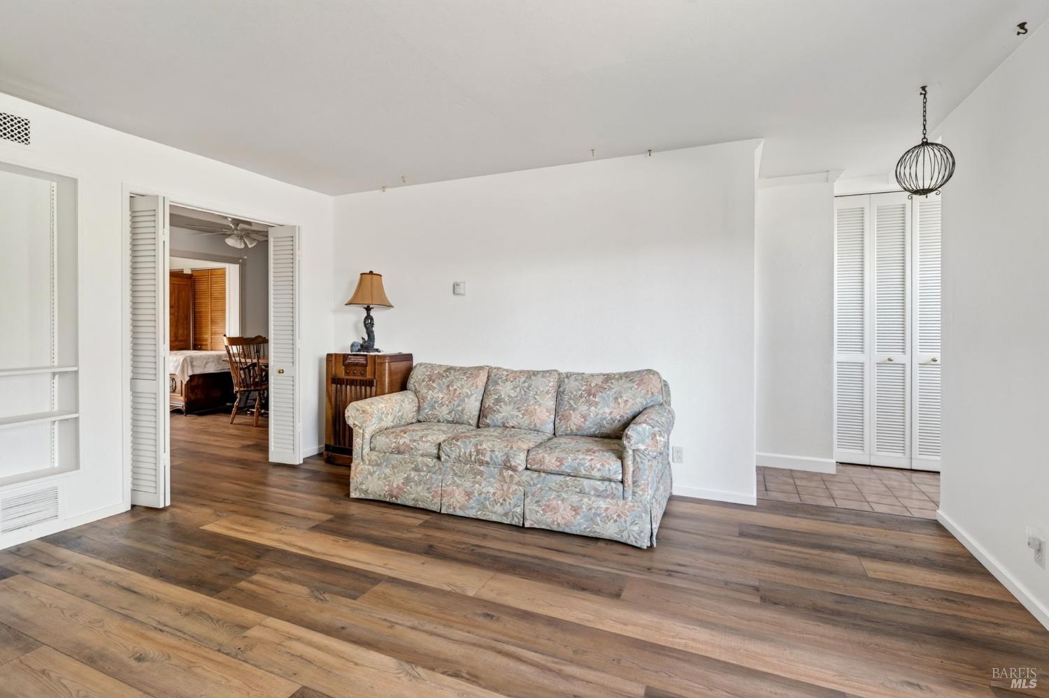 1072 Los Gamos Road San Rafael CA 94903
