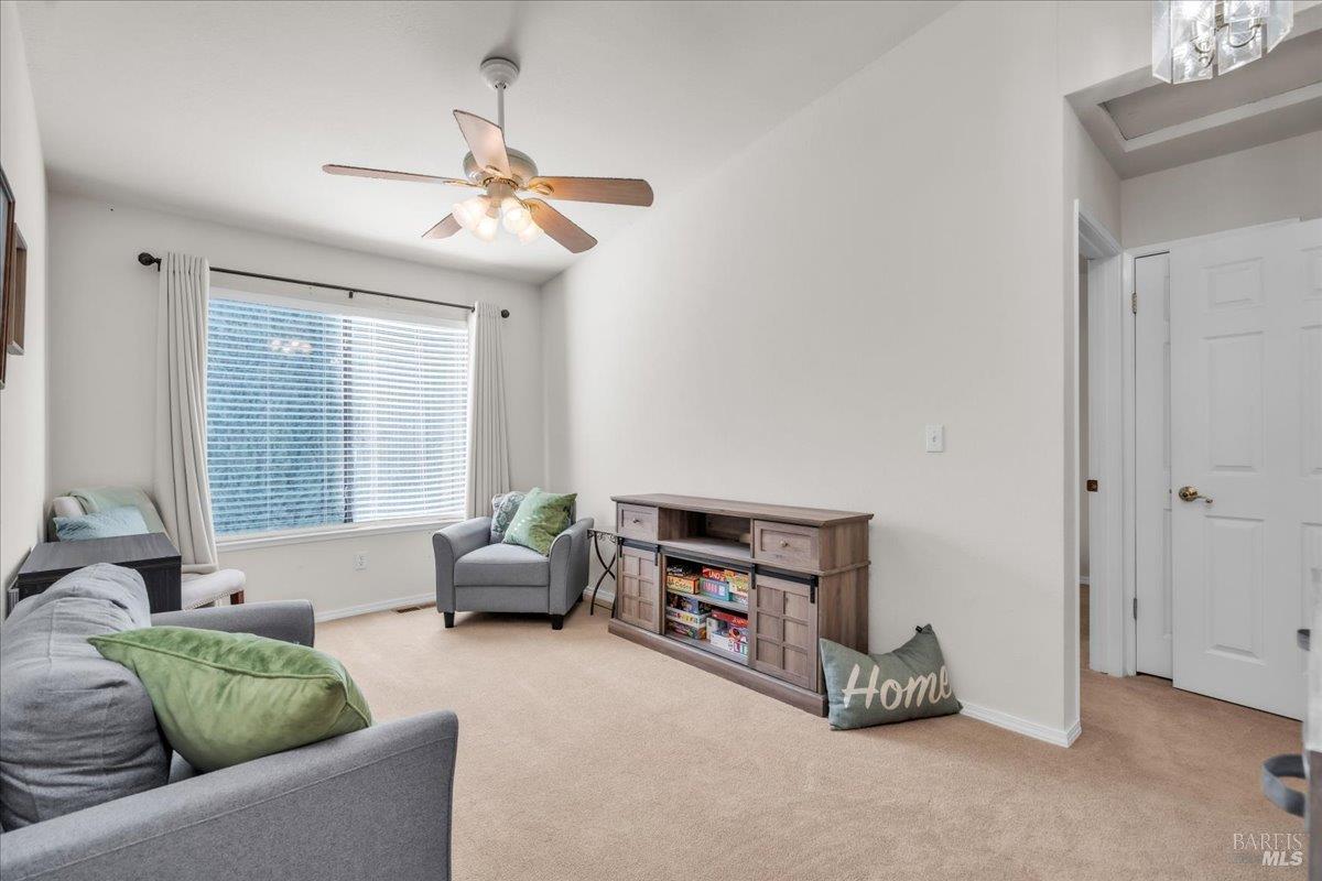 299 Shasta Drive Vacaville CA 95687