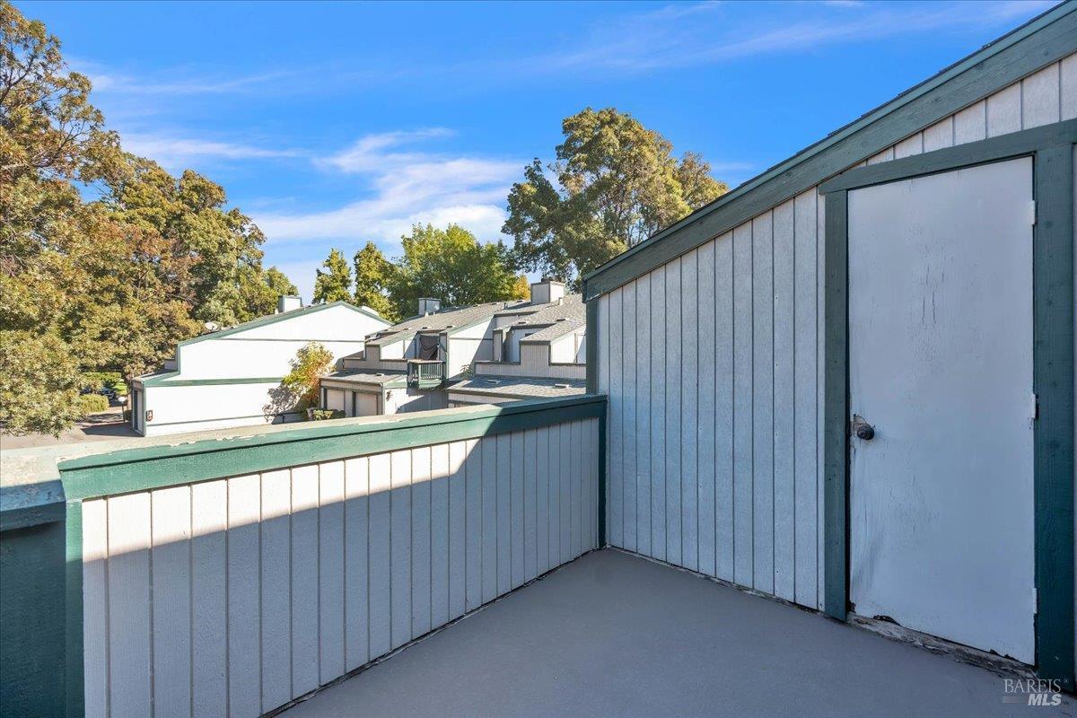 299 Shasta Drive Vacaville CA 95687