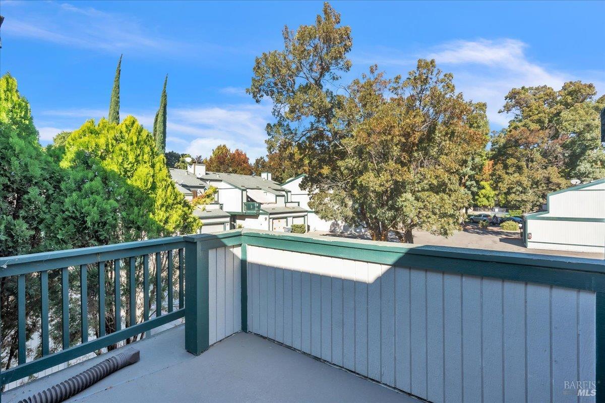 299 Shasta Drive Vacaville CA 95687