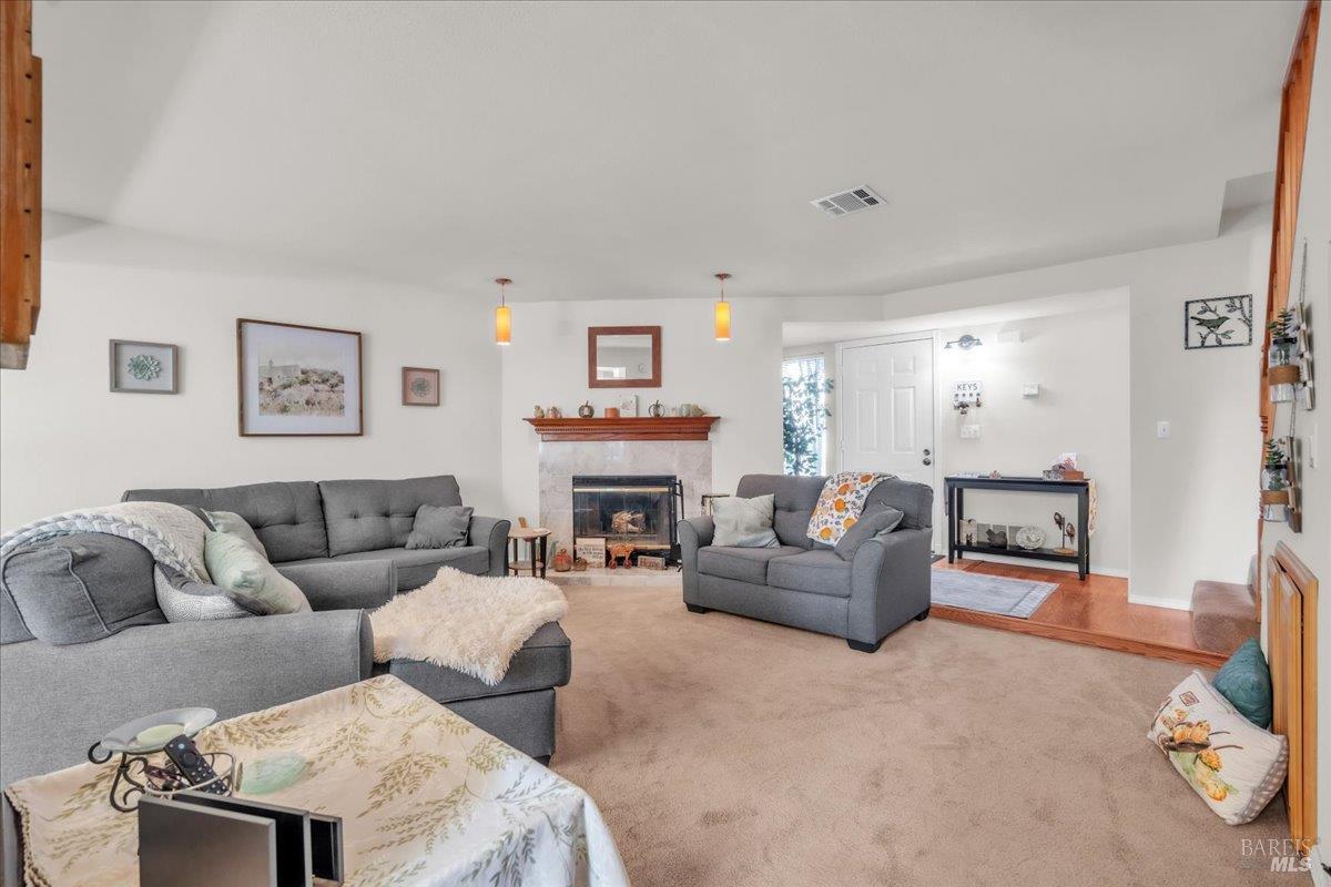 299 Shasta Drive Vacaville CA 95687
