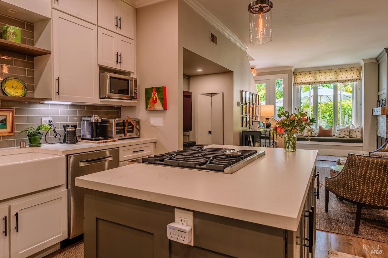 76 Ross Avenue San Anselmo CA 94960