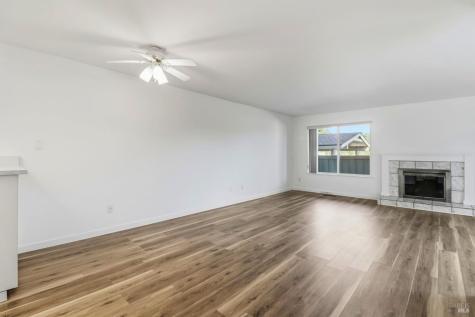 12 Lakeview Court Novato CA 94947