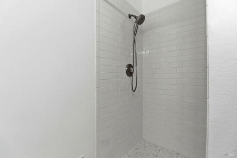 12 Lakeview Court Novato CA 94947