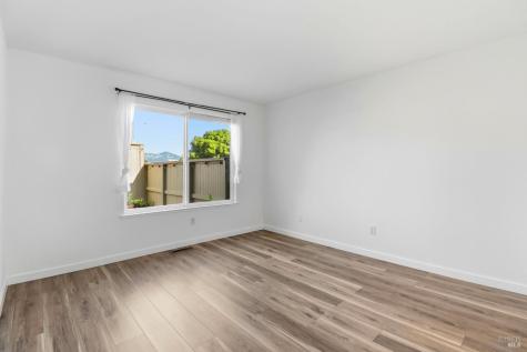 12 Lakeview Court Novato CA 94947