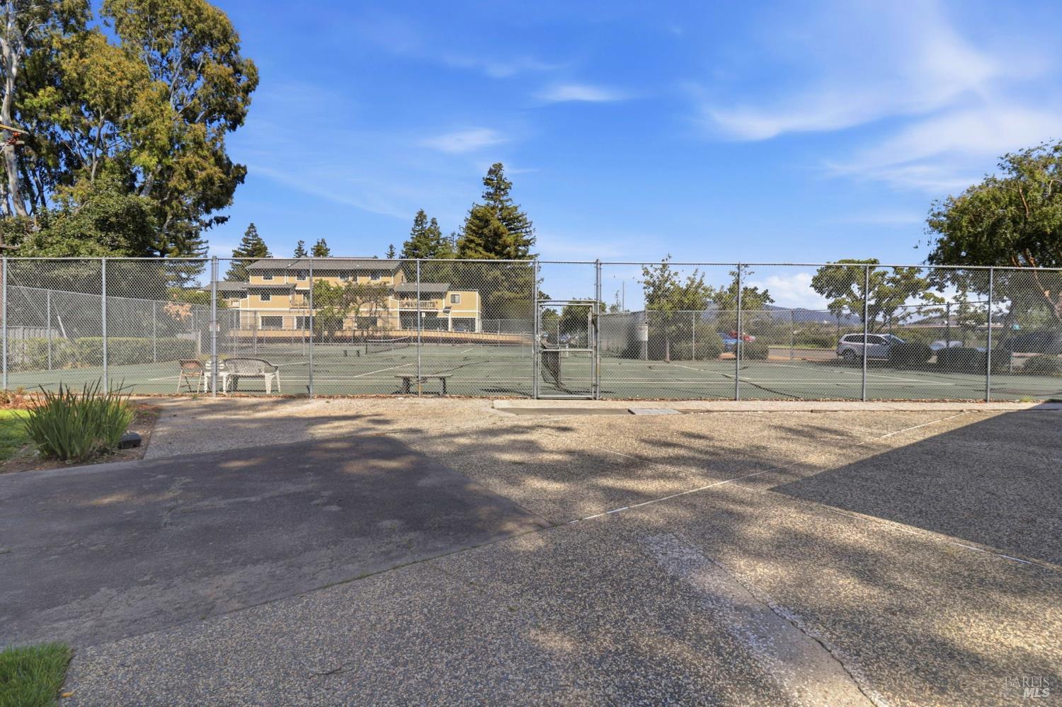12 Lakeview Court Novato CA 94947