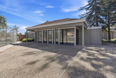 12 Lakeview Court Novato CA 94947