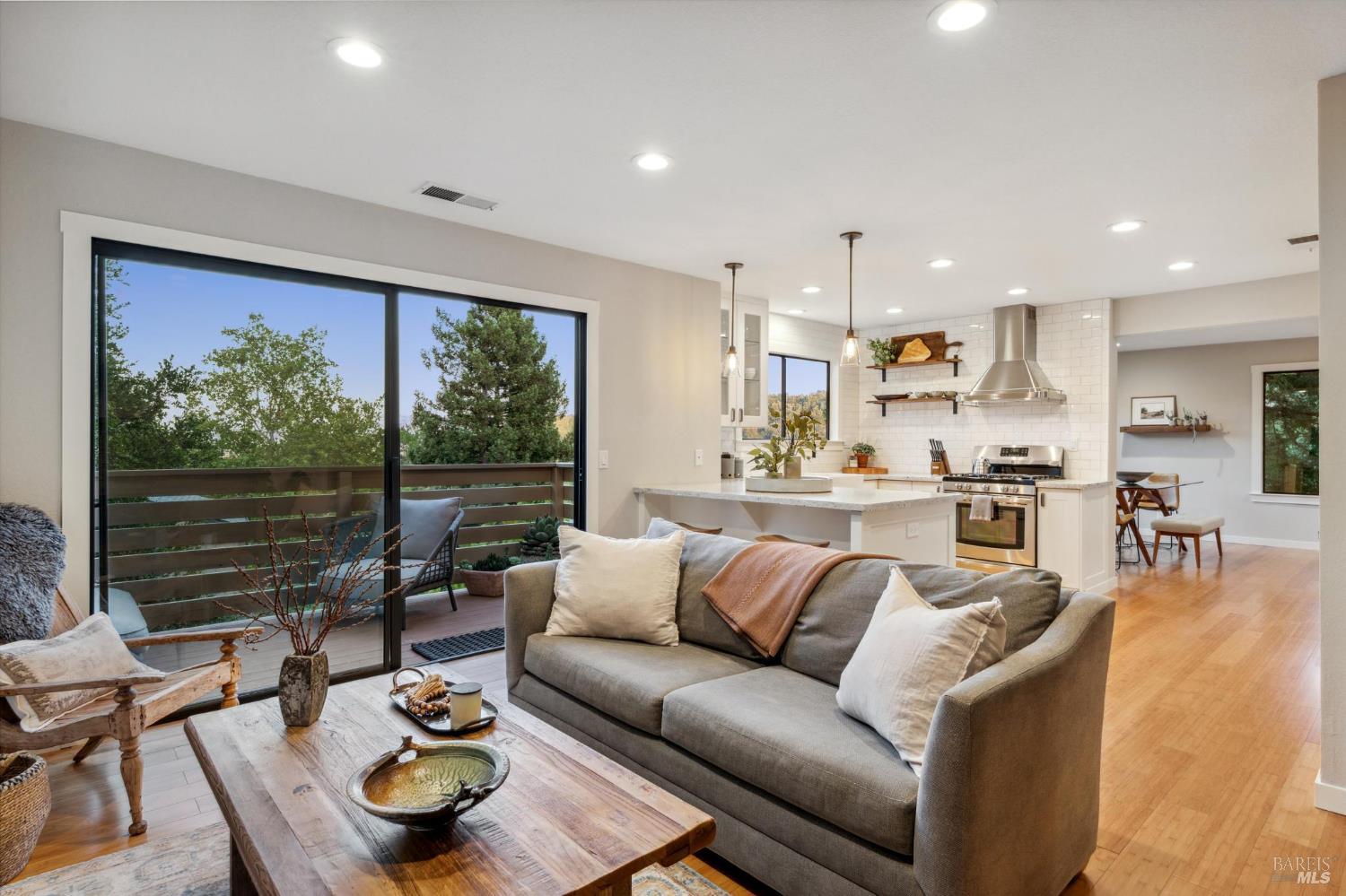 2 Columbine Lane Novato CA 94947