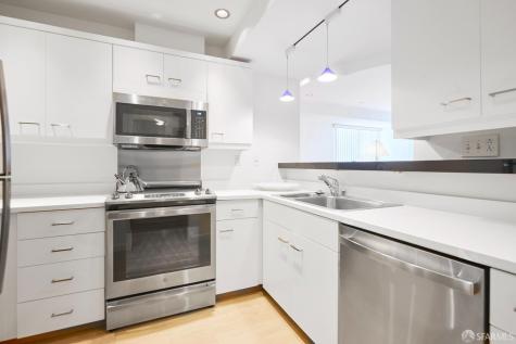 1 Daniel Burnham Court San Francisco CA 94109