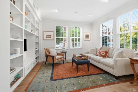 30 Camellia Circle Larkspur CA 94939