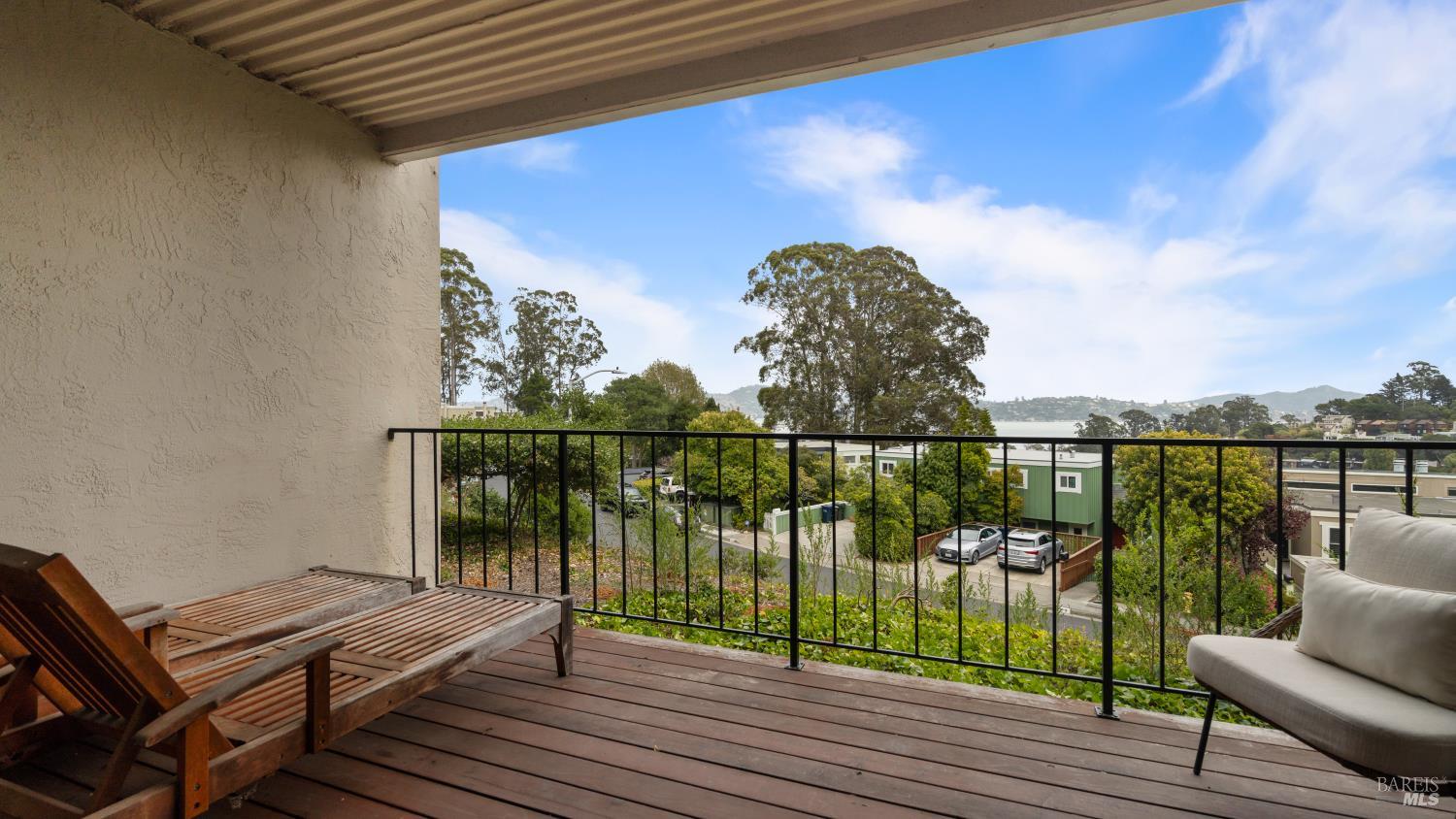 80 Lincoln Drive Sausalito CA 94965
