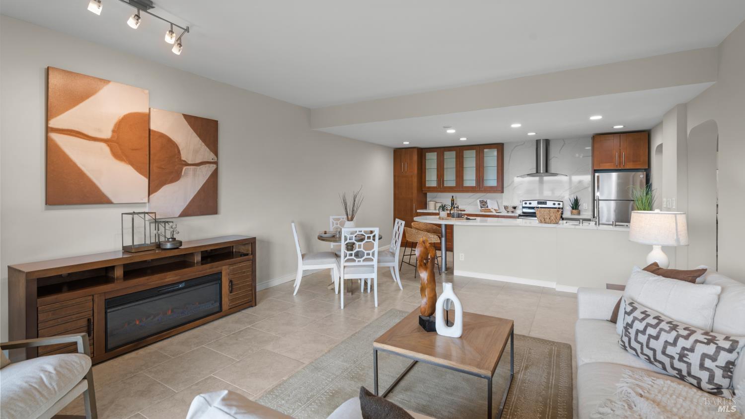 80 Lincoln Drive Sausalito CA 94965