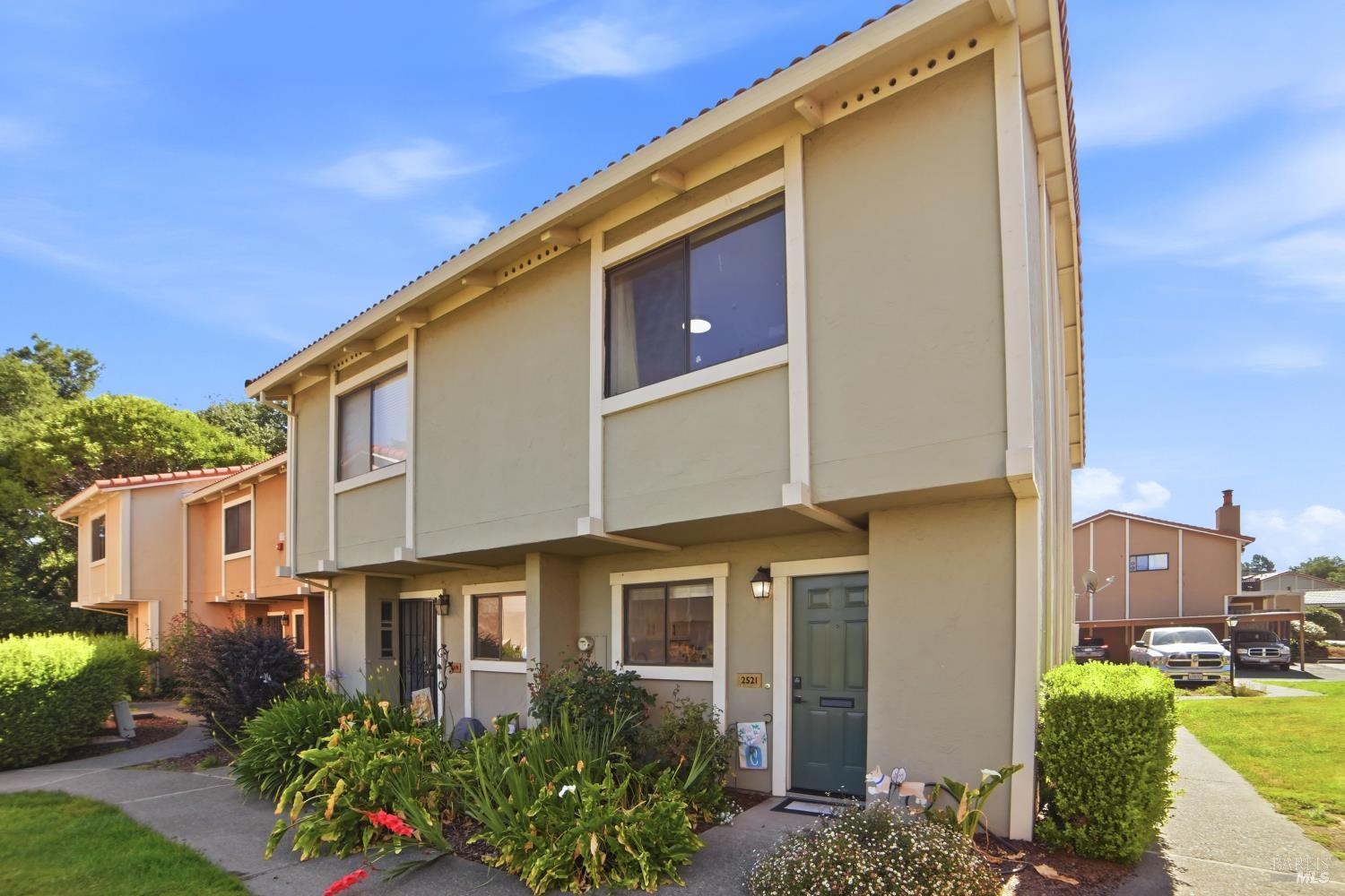 2521 Vallejo Street Santa Rosa CA 95405