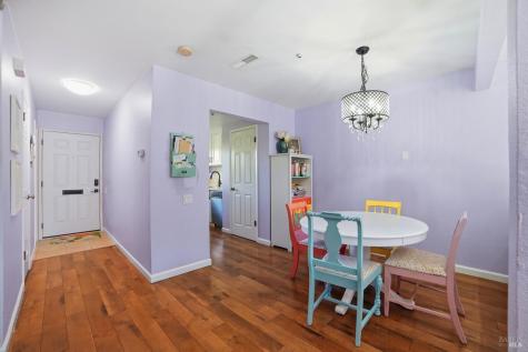 2521 Vallejo Street Santa Rosa CA 95405