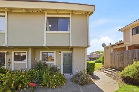 2521 Vallejo Street Santa Rosa CA 95405
