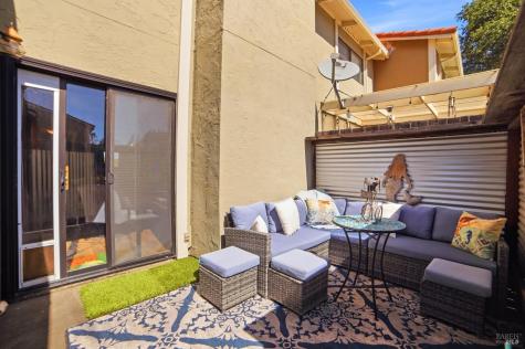 2521 Vallejo Street Santa Rosa CA 95405