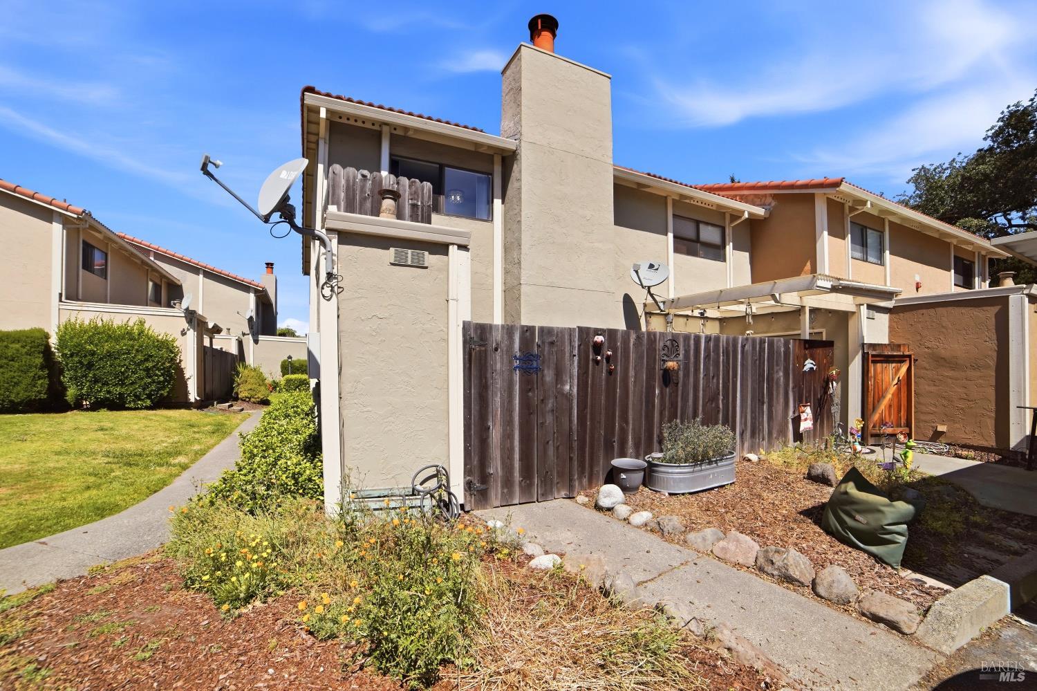 2521 Vallejo Street Santa Rosa CA 95405
