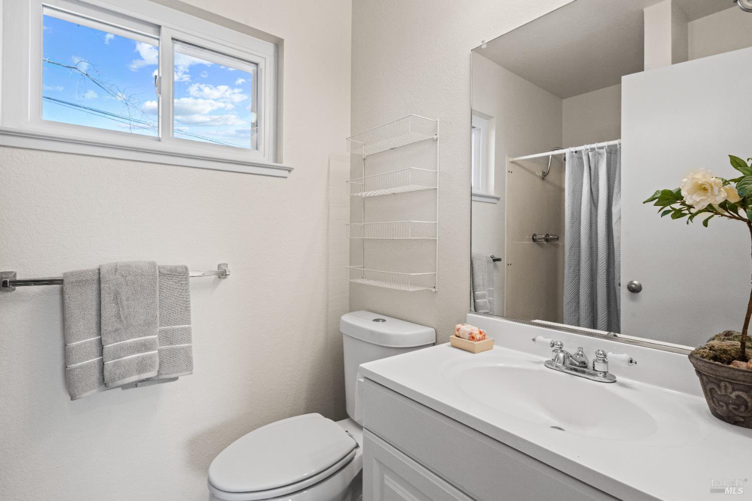 201 Main Circle Ukiah CA 95482