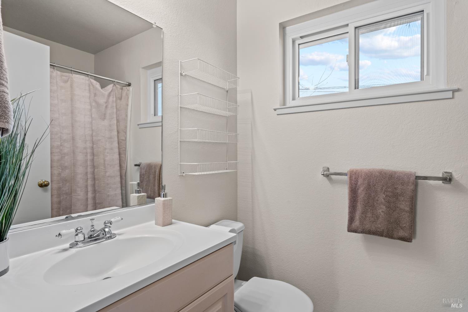 201 Main Circle Ukiah CA 95482