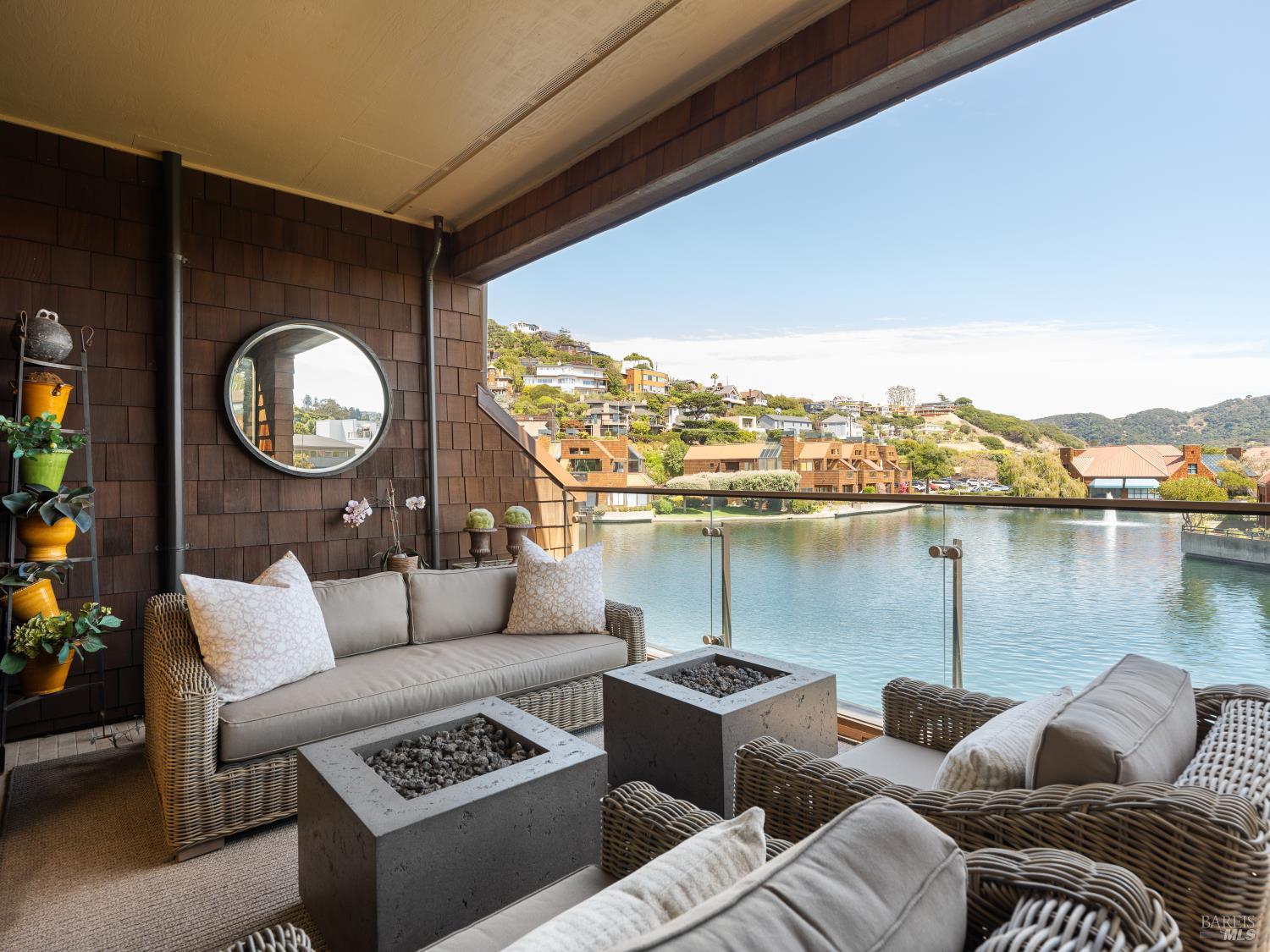 2 Lagoon Vista Road Tiburon CA 94920